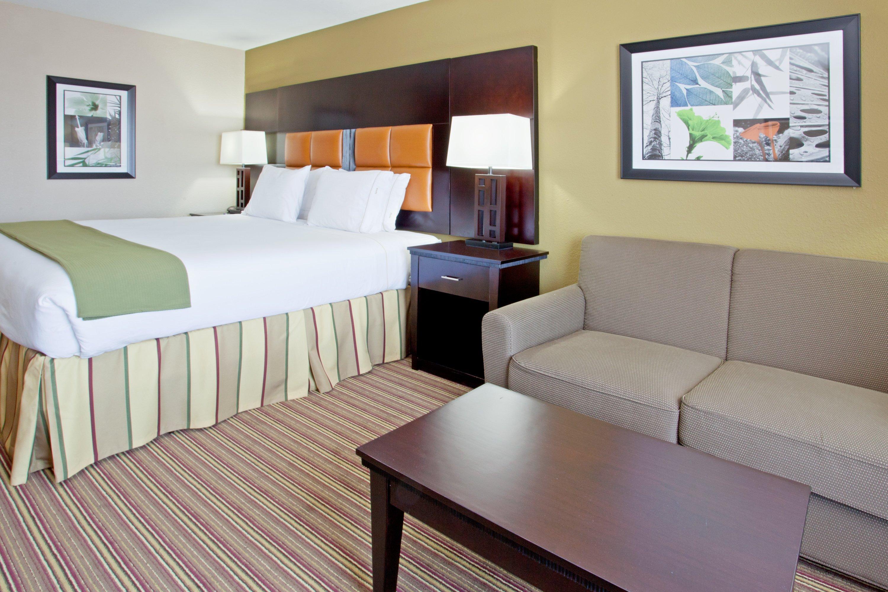 Holiday Inn Express Arlington Interstate 20 Parks Mall By Ihg Room photo